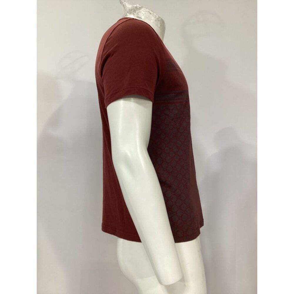 Gucci GG Kefia Print Round Neck T-Shirt in Maroon Cotton - Picture 8 of 12